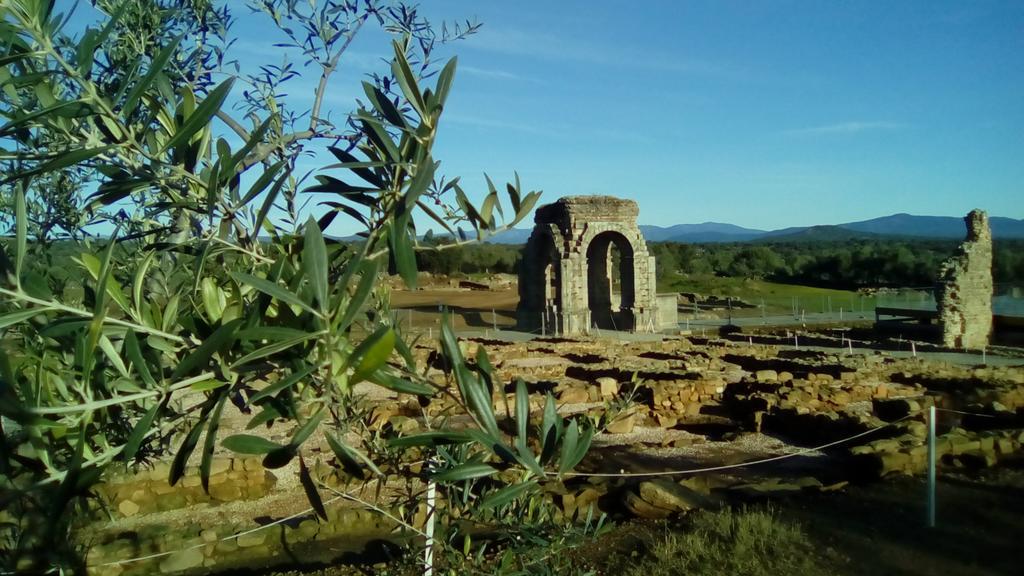 Apartamento O Casa Rural Roquemar Guijo de Granadilla Luaran gambar
