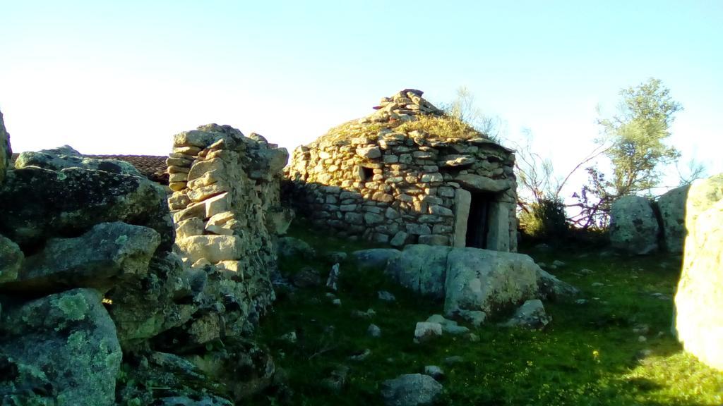 Apartamento O Casa Rural Roquemar Guijo de Granadilla Luaran gambar